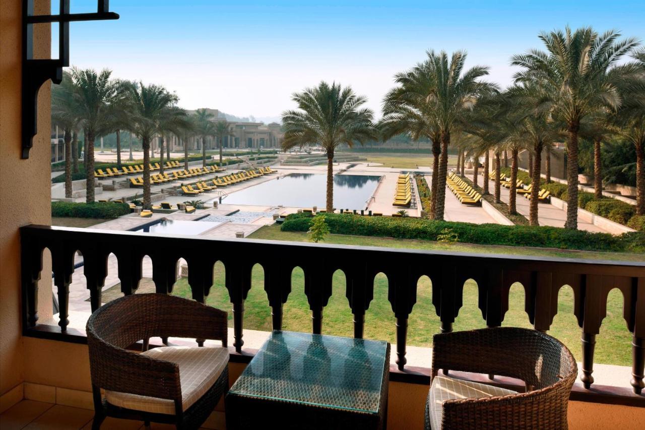 Marriott Mena House, Cairo Hotel Giza Exterior photo The Royal Mirage Hotel