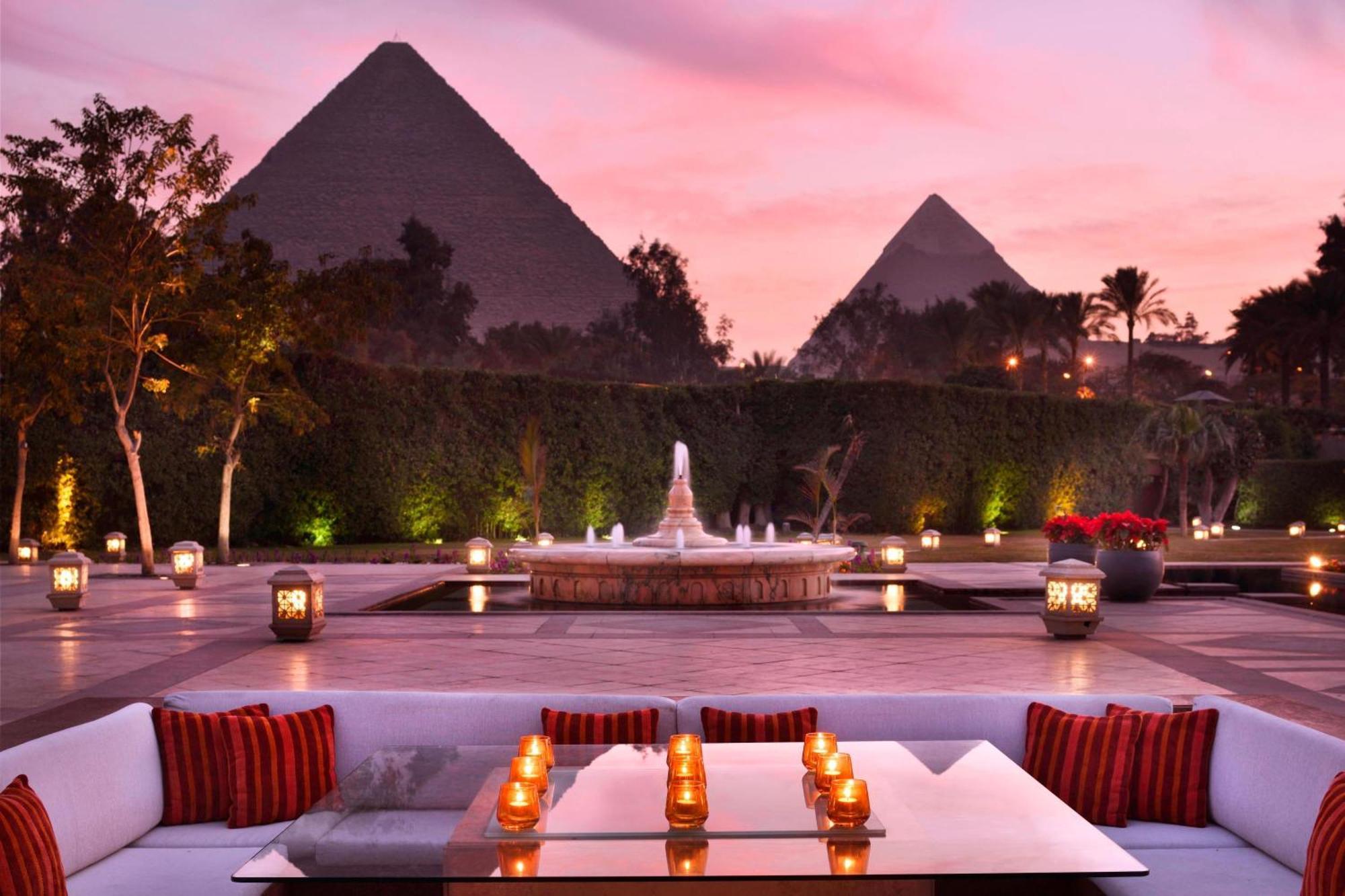 Marriott Mena House, Cairo Hotel Giza Exterior photo The Pyramids at the Westin