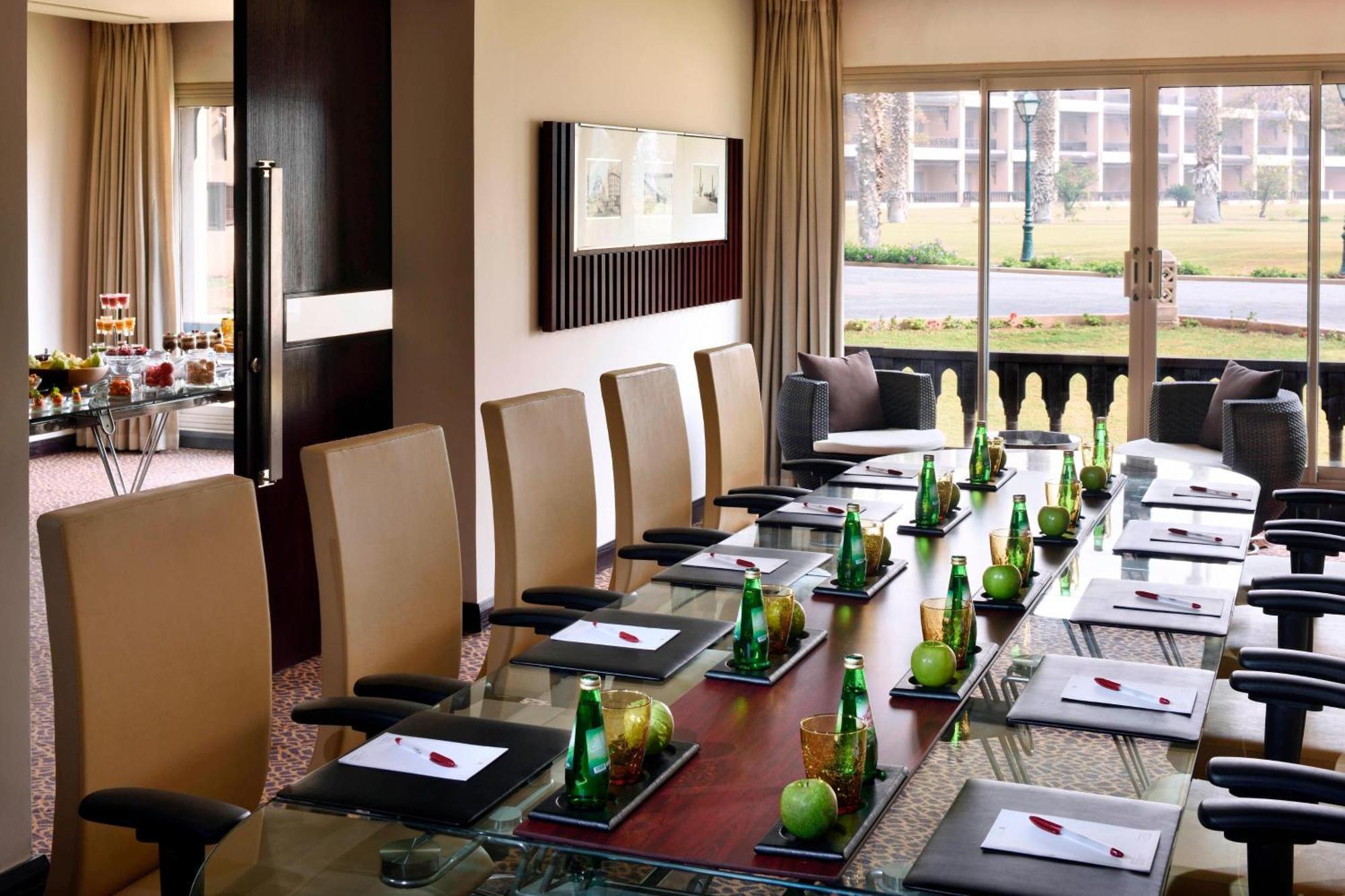 Marriott Mena House, Cairo Hotel Giza Exterior photo Meeting room